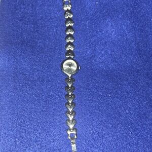 Chic Silver Heart Bracelet Watch